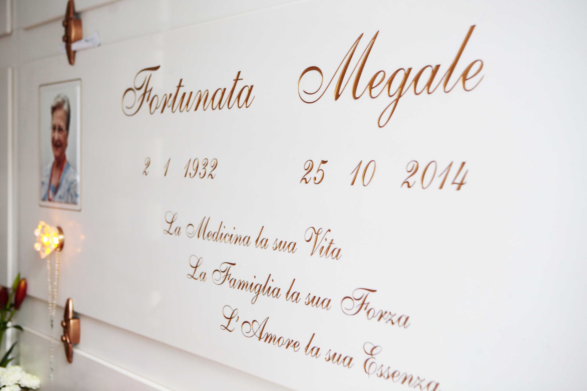 Fortunata Megale's tomb, Cittanova -02.jpg